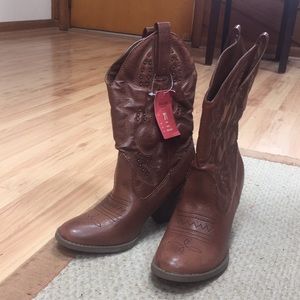 Brown cowboy boots